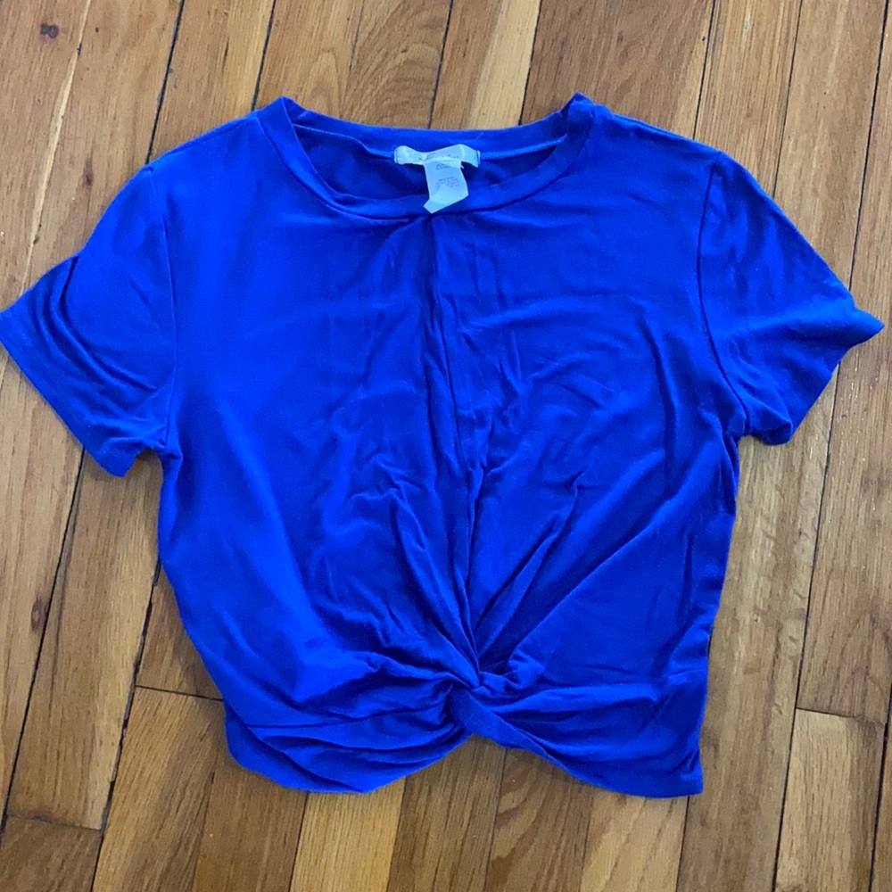 Tee shirt